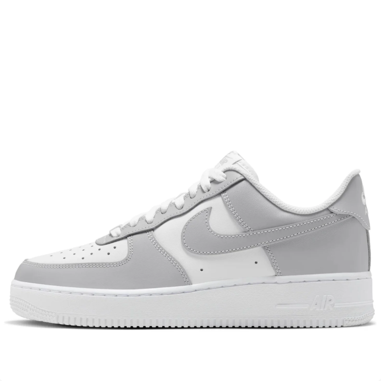 Nike Low-Top Sneakers - Light Gray & White